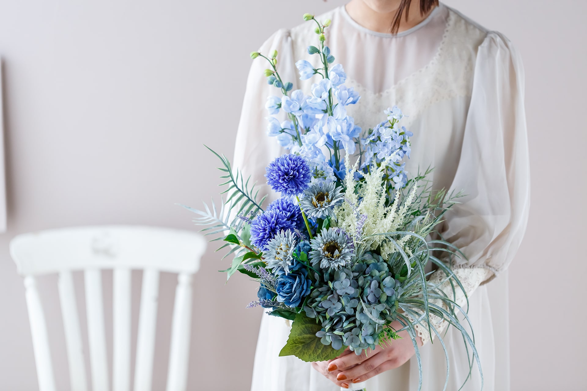 青系のアーティフィシャルフラワーを使ったレンタルブーケ
