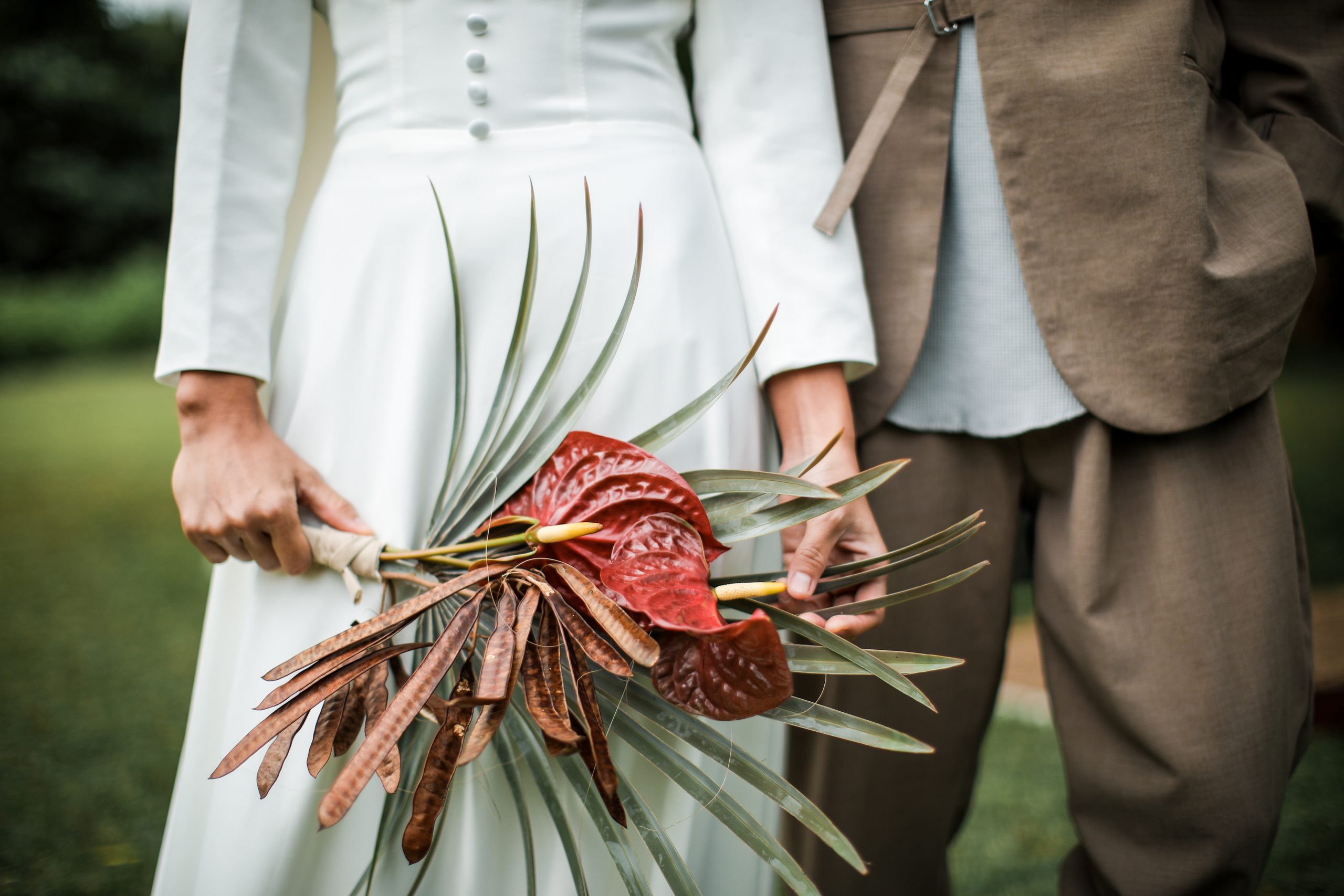 宮古島フォトウェディングでのクバを使ったブーケ。