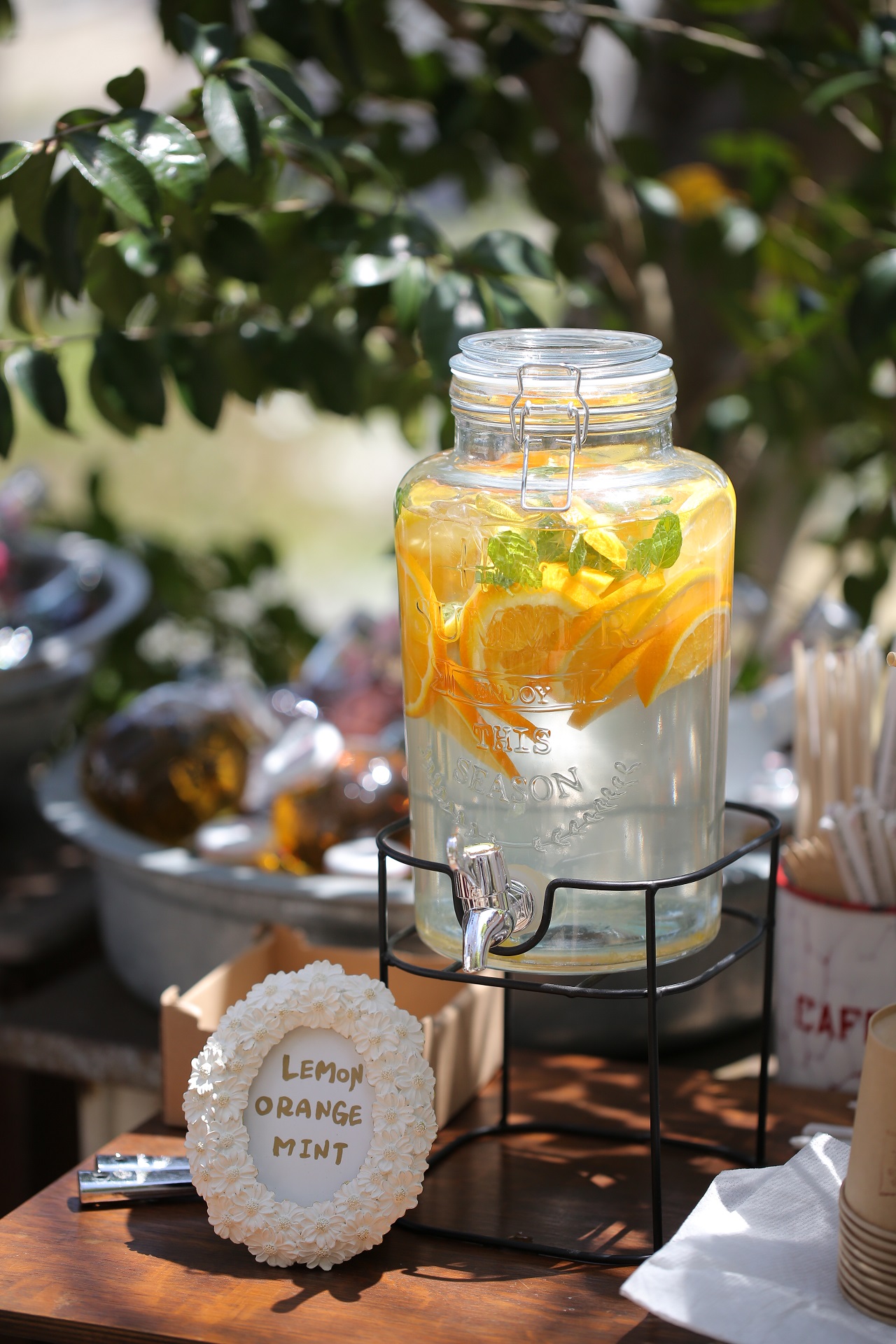 広島屋外ウェディングでのケータリングドリンク。